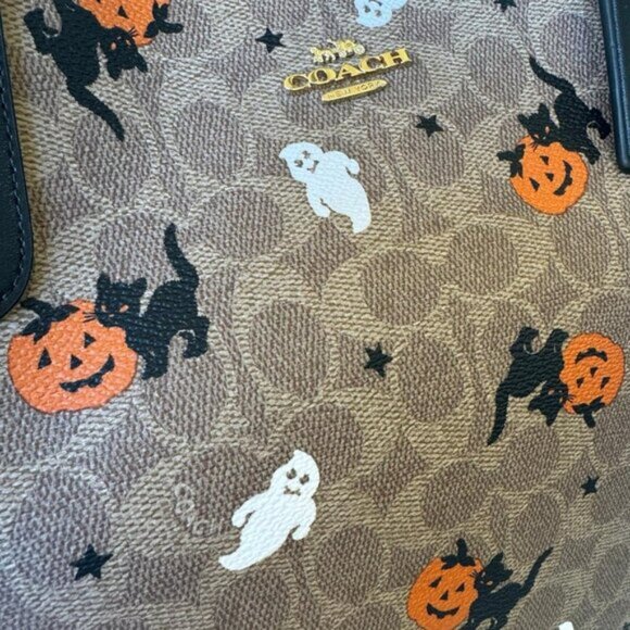 🎃🎃CW450 Coach City Tote In Signature Canvas With Halloween Print - Picture 9 of 10